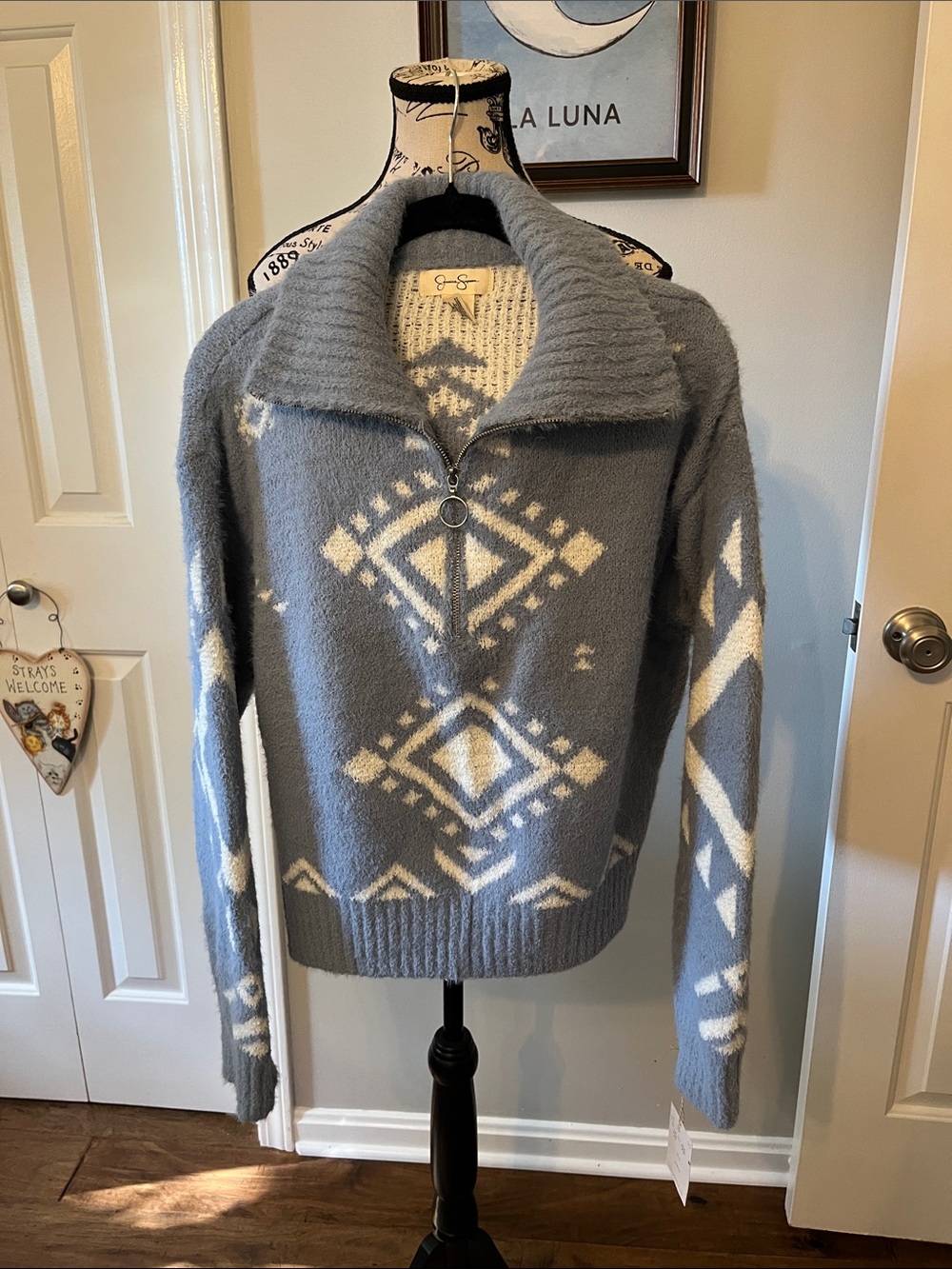 Jessica Simpson Blue & Cream Geometric Zip Sweater